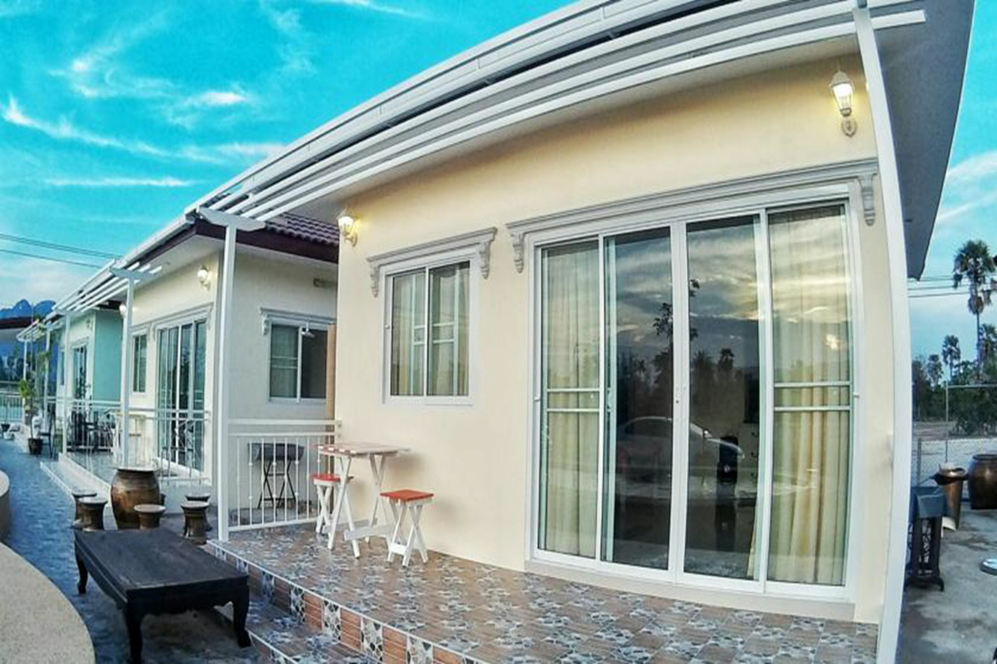 Sky And Water Resort Cha-Am Ngoại thất bức ảnh