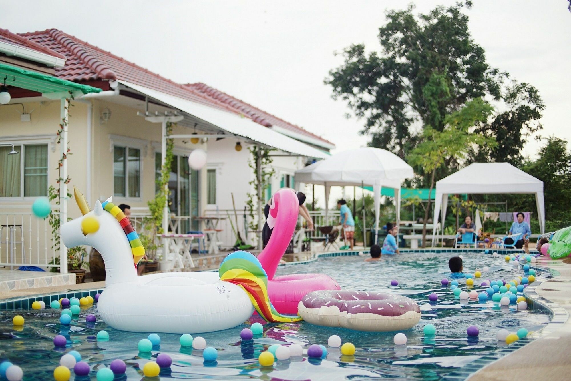 Sky And Water Resort Cha-Am Ngoại thất bức ảnh