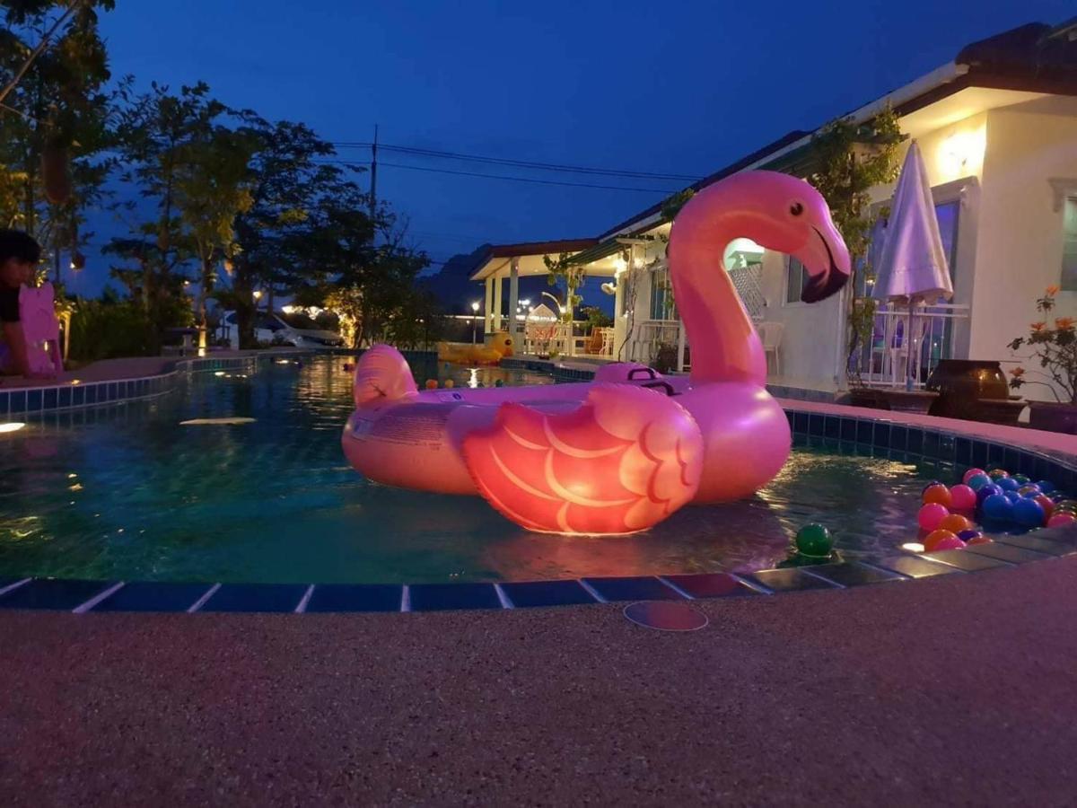 Sky And Water Resort Cha-Am Ngoại thất bức ảnh